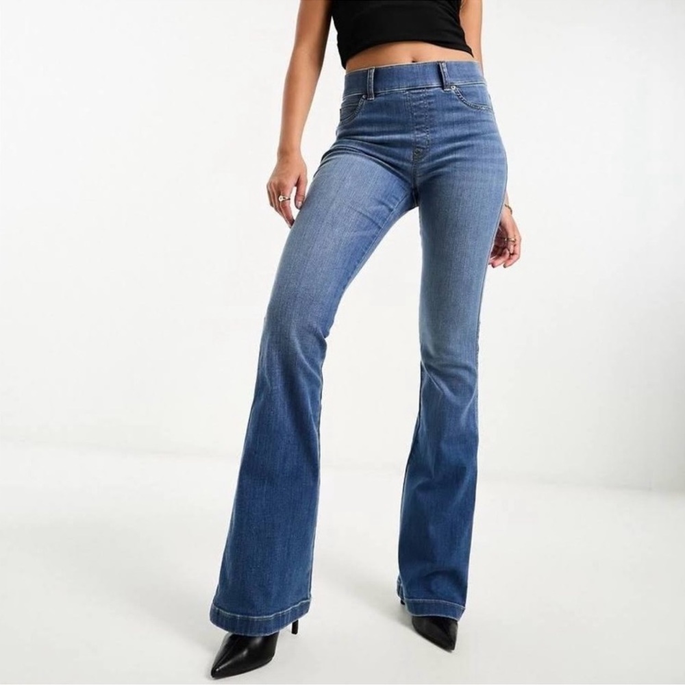 SPANX Flare Jeans Vintage Indigo Blue Size 1X Approx 34” inseam